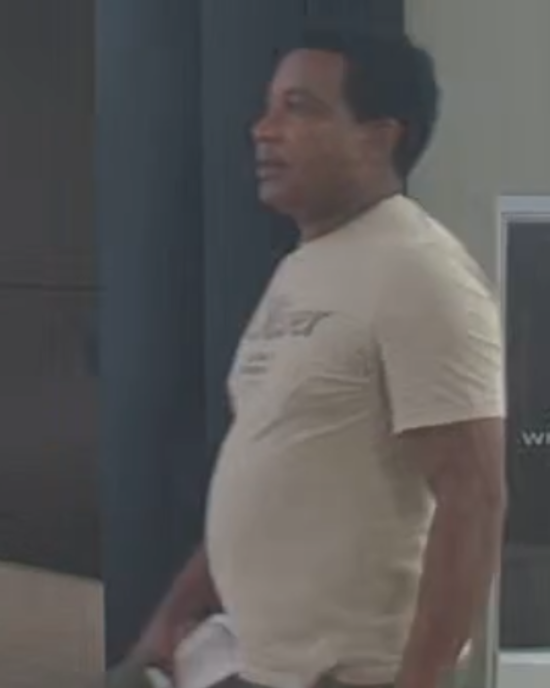 Looking to identify and speak to this individual. 